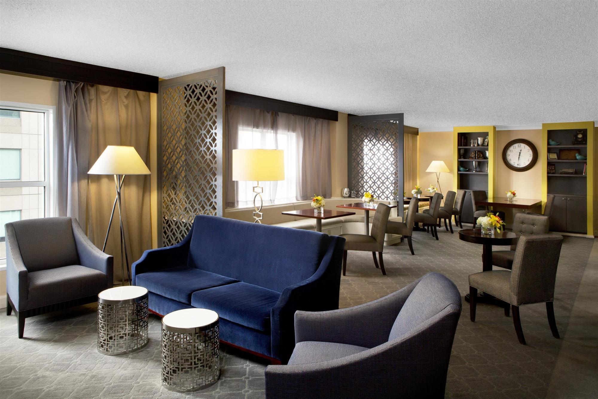 Sheraton Raleigh Hotel Buitenkant foto