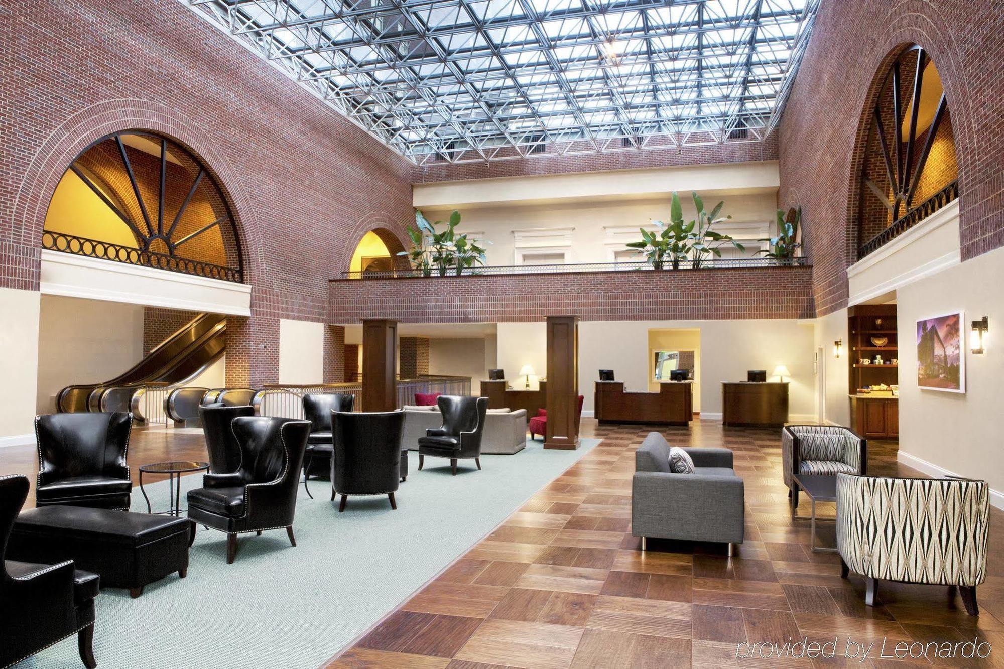 Sheraton Raleigh Hotel Buitenkant foto