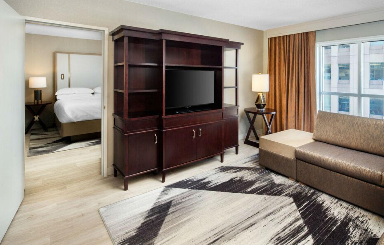 Sheraton Raleigh Hotel Buitenkant foto